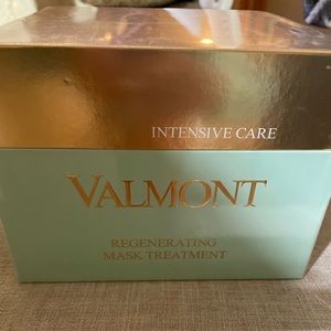 Valmont Regenerating Mask Treatment. New in Box.